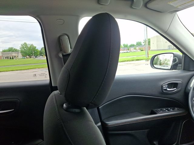 Used 2019 Jeep Compass Sport w/ Cold Weather Group AWD/4WD image 13