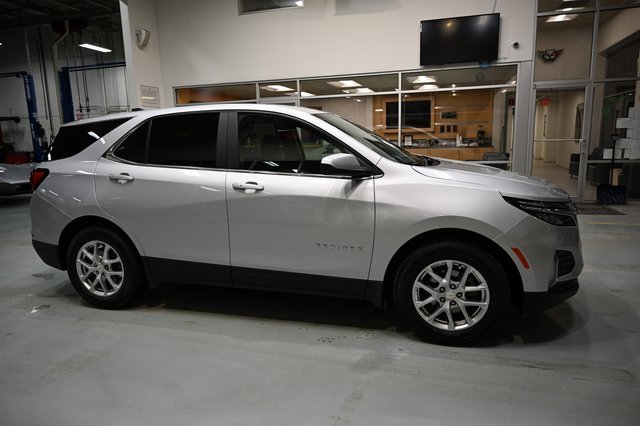 Used 2022 Chevrolet Equinox LT image 4