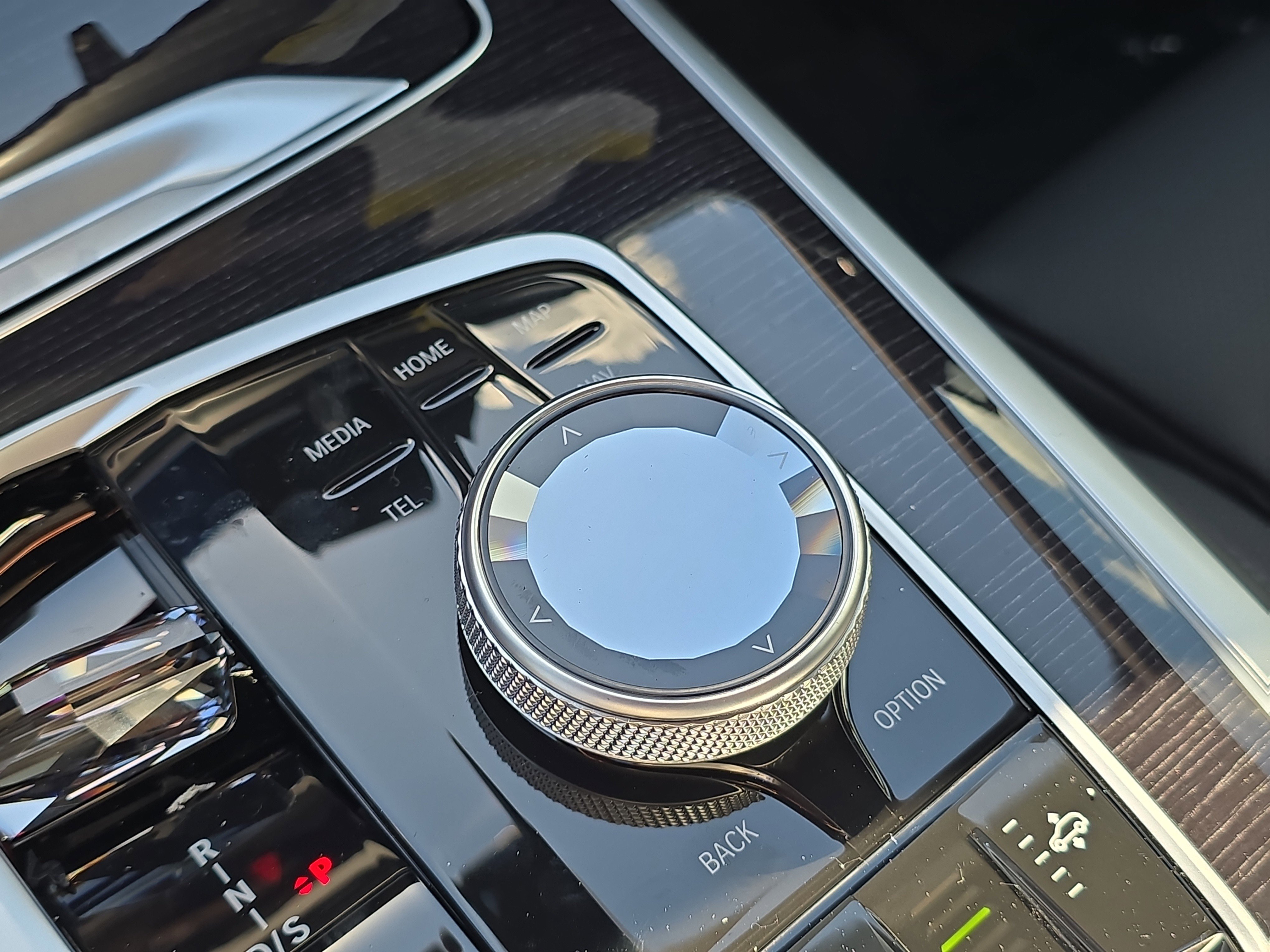 New 2026 BMW X7 M60i image 30