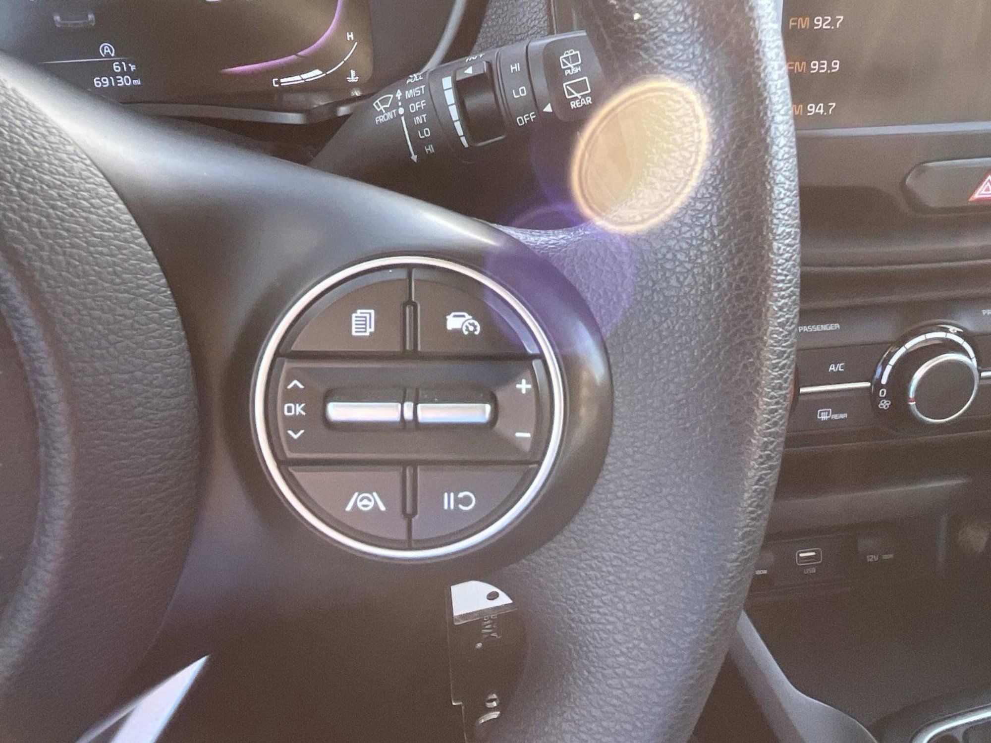 Certified 2023 Kia Soul LX w/ Option Group 015 image 29