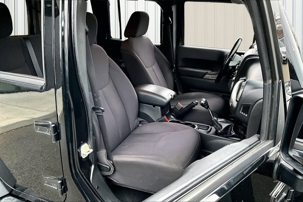 Used 2014 Jeep Wrangler Unlimited Sport w/ Power Convenience Group image 26