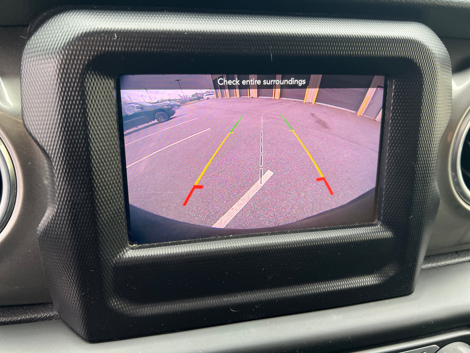 Used 2018 Jeep Wrangler Unlimited Sahara w/ LED Lighting Group image 24