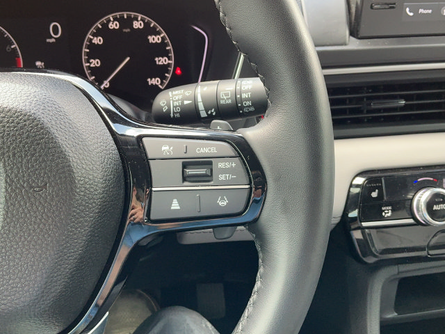 Used 2025 Honda Pilot EX-L image 13