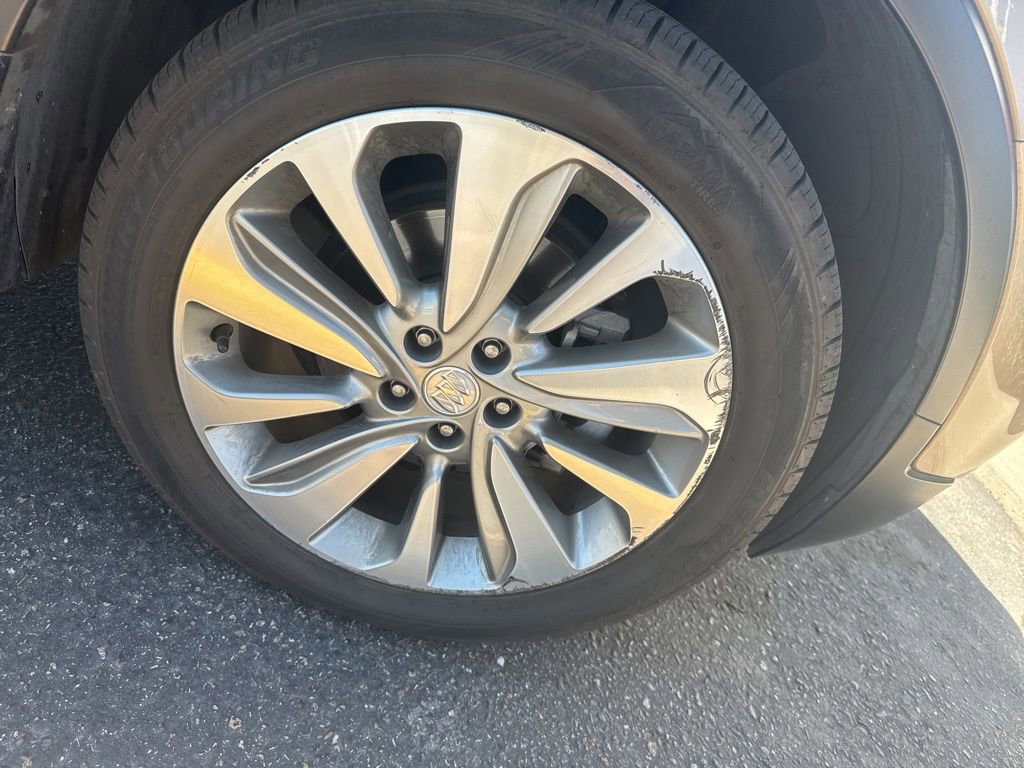 Used 2018 Buick Encore Preferred AWD/4WD image 7