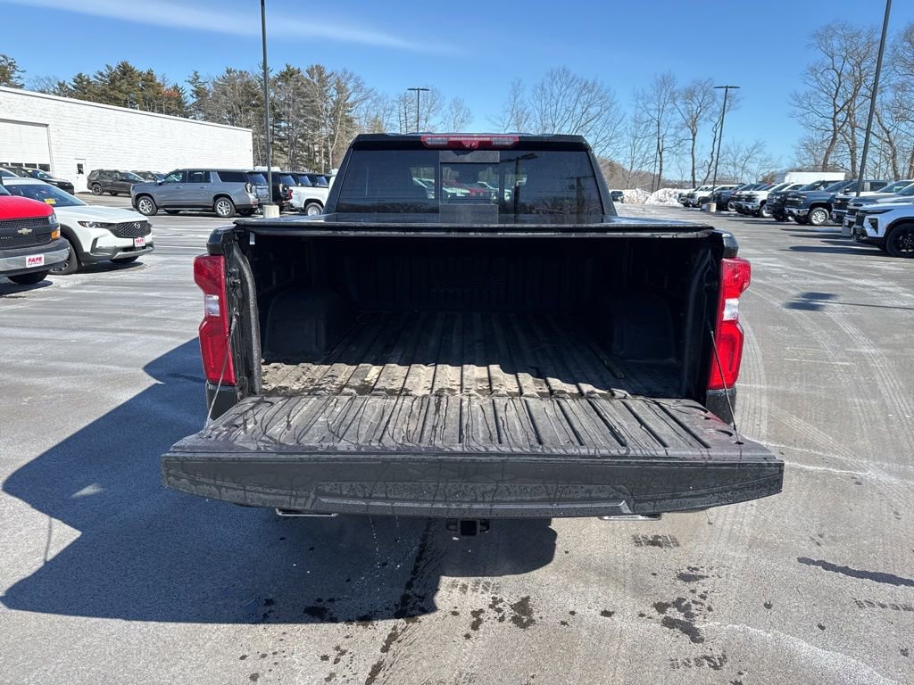 Used 2023 Chevrolet Silverado 1500 High Country w/ High Country Premium Package image 5