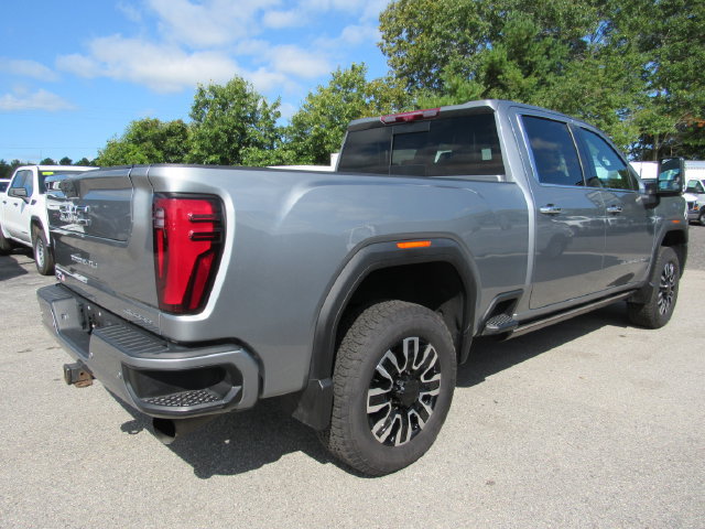 Certified 2024 GMC Sierra 2500 Denali Ultimate AWD/4WD image 8