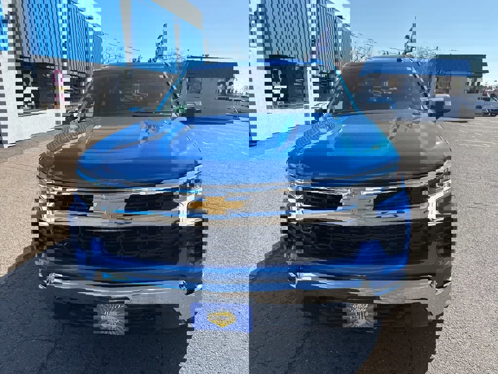 New 2026 Chevrolet Silverado 1500 LT image 3