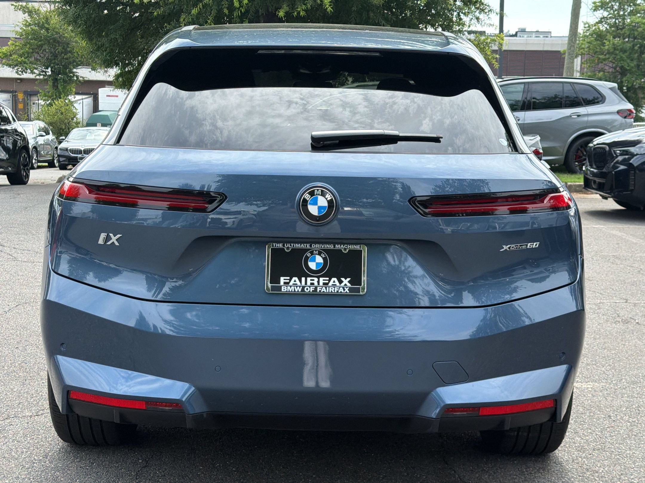 Used 2026 BMW iX xDrive60 AWD/4WD image 10
