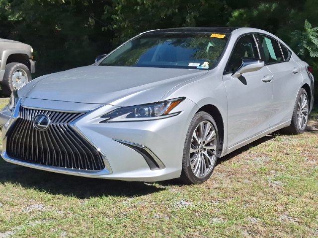 Used 2019 Lexus ES 350 w/ Accessory Package 2 FWD image 3