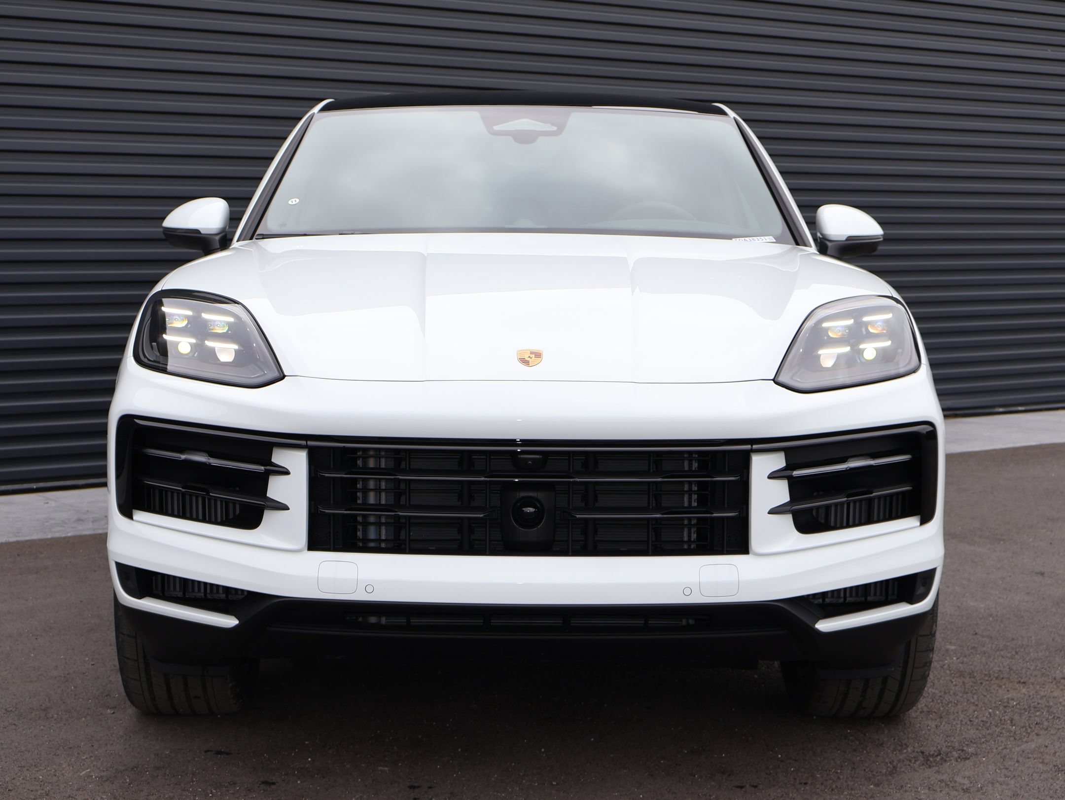 New 2026 Porsche Cayenne Coupe AWD/4WD image 6