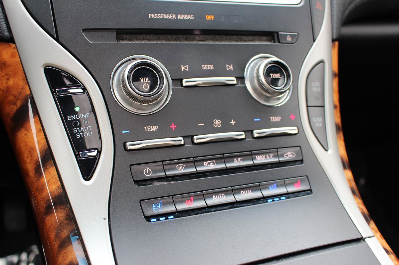 Used 2016 Lincoln MKX Reserve w/ Climate Package image 29