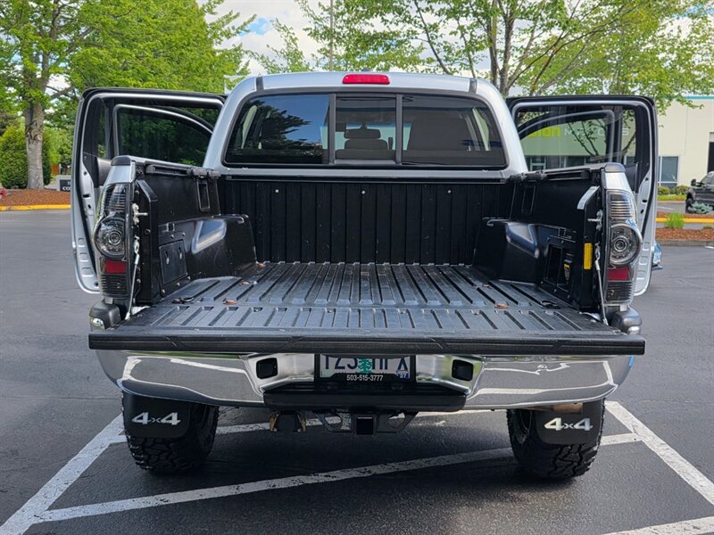 Used 2011 Toyota Tacoma 4x4 Double Cab w/ TRD Off-Road Pkg w/JBL Audio image 29