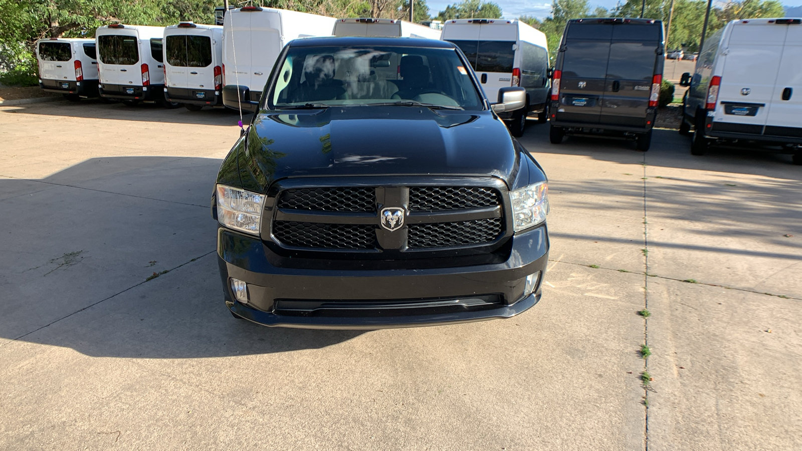 Used 2017 RAM 1500 Express AWD/4WD image 8