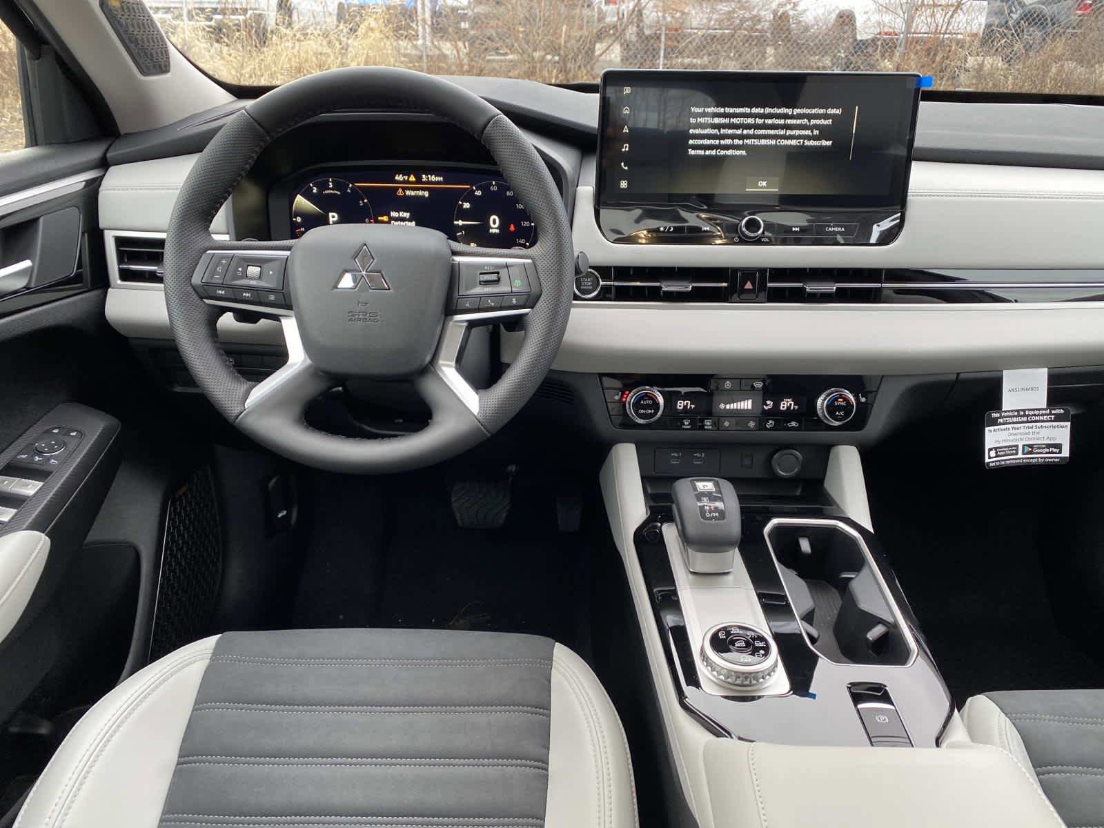 New 2026 Mitsubishi Outlander AWD image 7