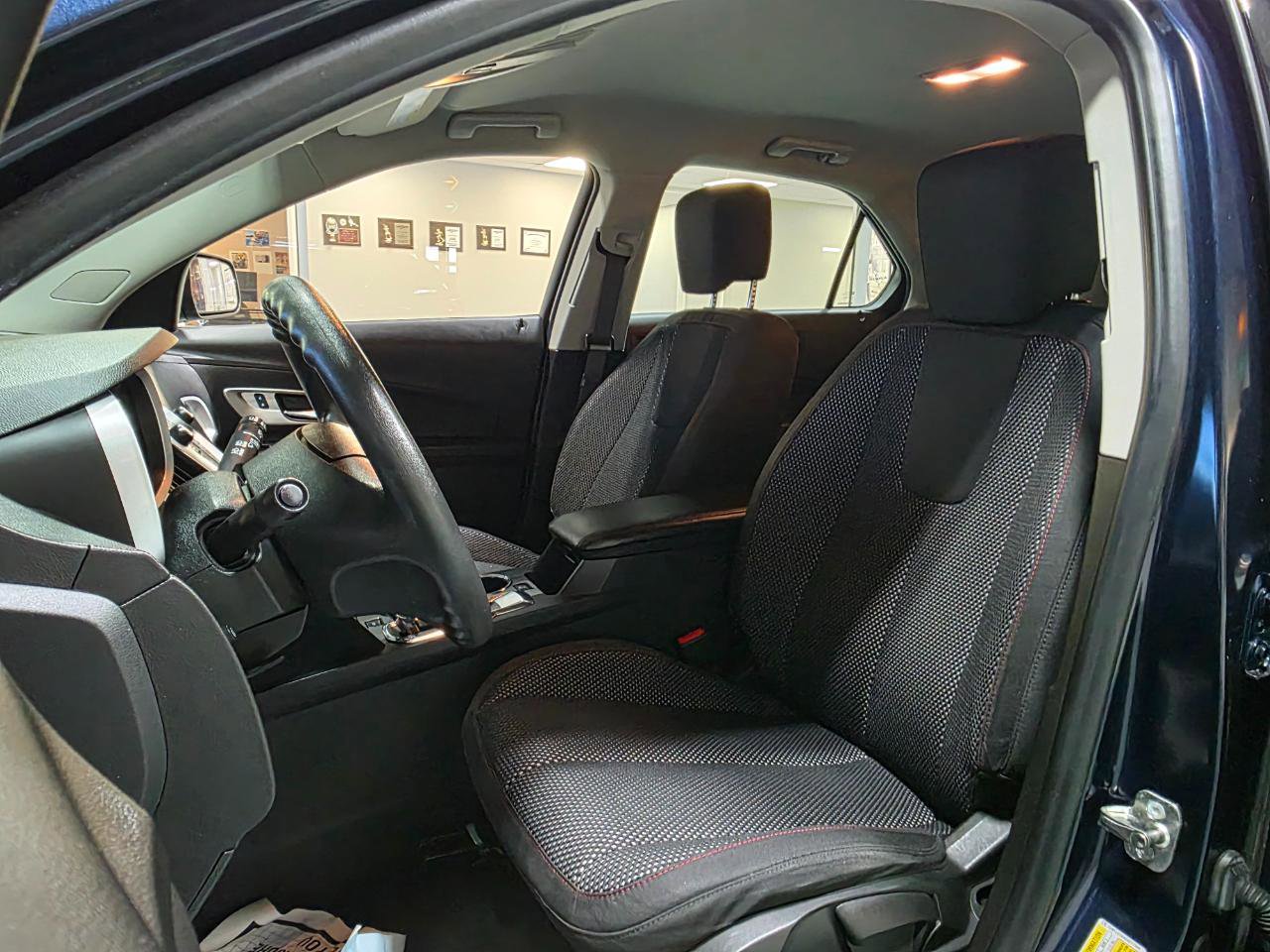 Used 2016 Chevrolet Equinox LS AWD/4WD image 15