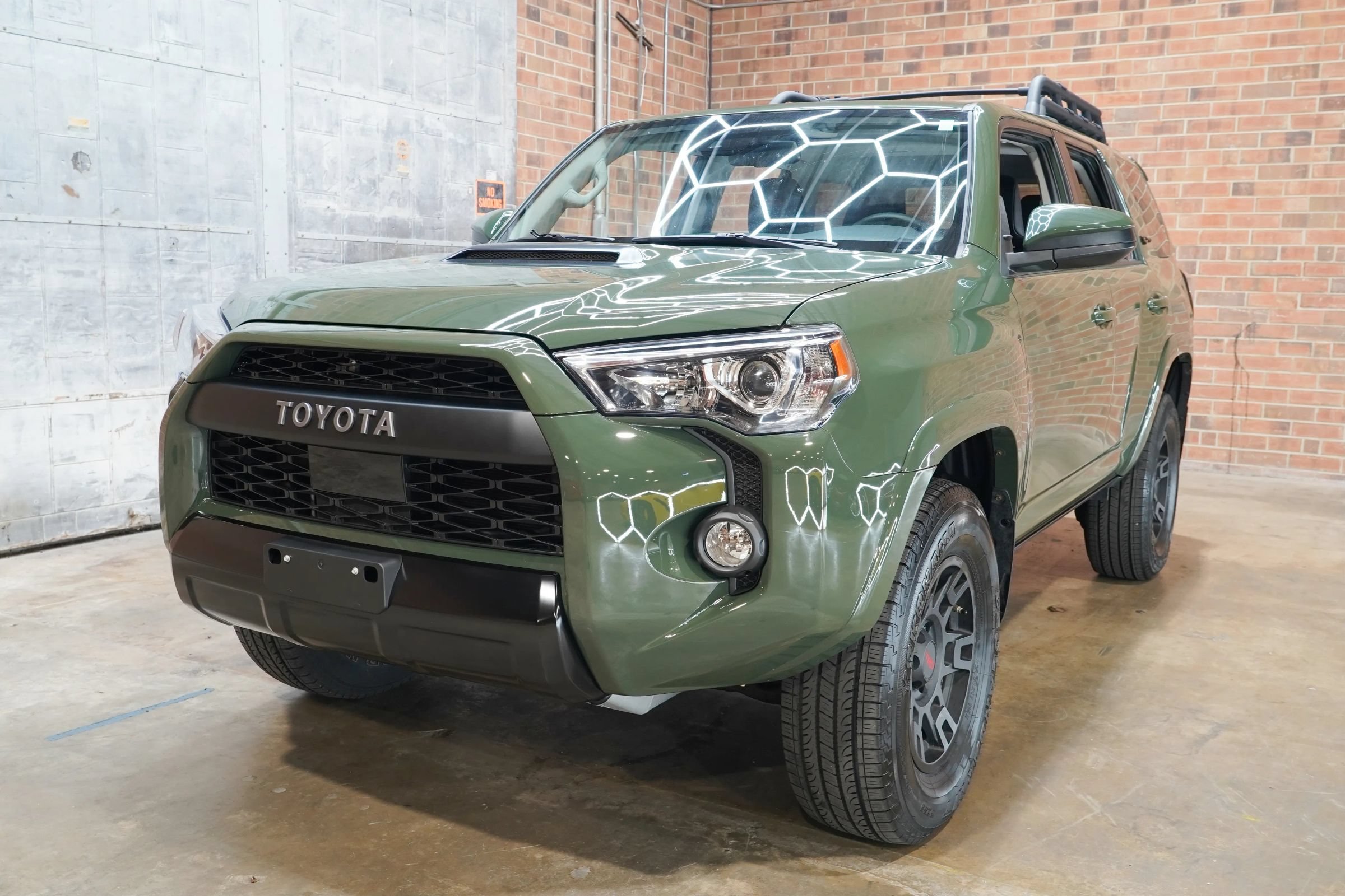 Used 2020 Toyota 4Runner TRD Pro AWD/4WD image 5
