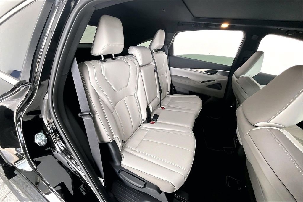 New 2027 INFINITI QX65 Luxe w/ Cargo Package AWD/4WD image 9