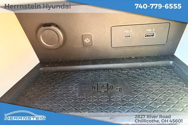 Used 2024 Nissan Pathfinder SL w/ Black Appearance Package AWD/4WD image 20