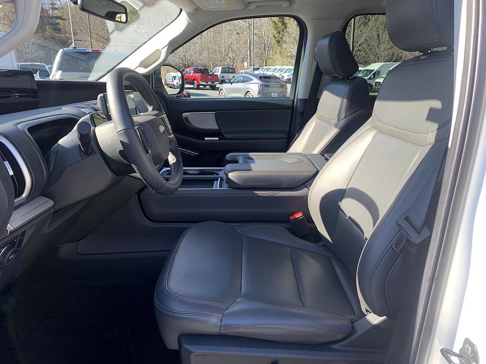 Used 2025 Ford Expedition Max Active image 11