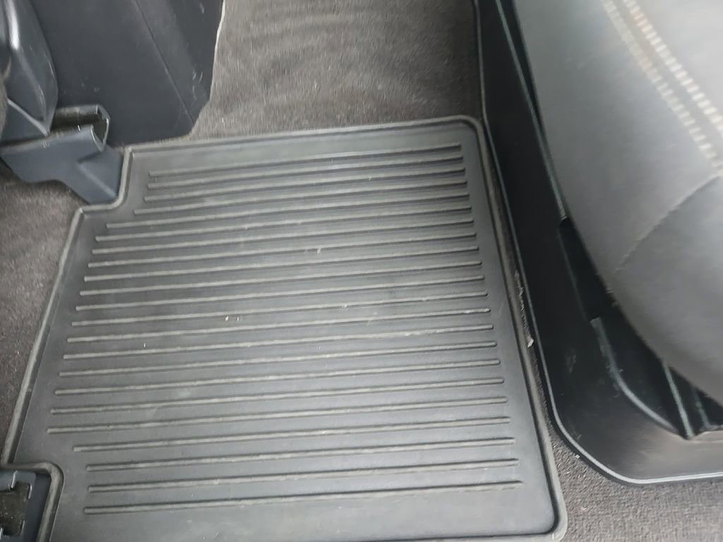 Used 2021 Nissan Titan SV w/ SV Convenience Package AWD/4WD image 33