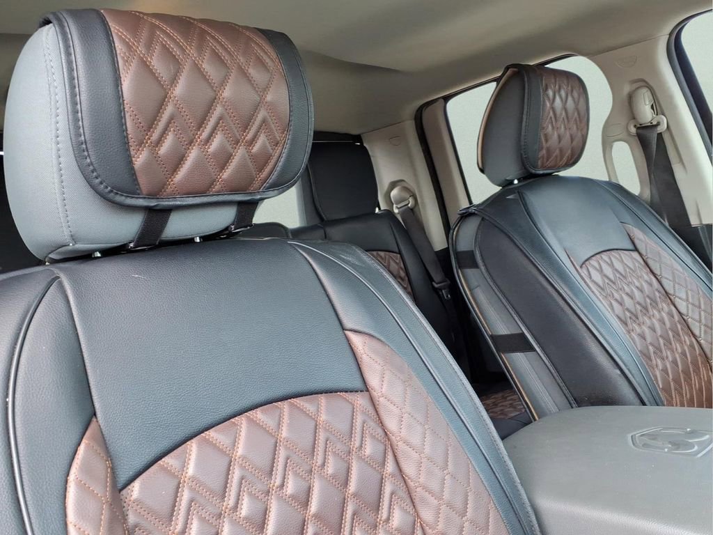 Used 2019 RAM 1500 Classic Warlock image 11