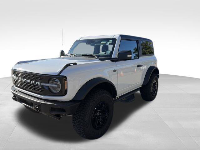 Certified 2023 Ford Bronco Wildtrak AWD/4WD image 4