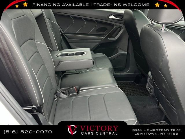 Used 2022 Volkswagen Tiguan SEL R-Line image 23