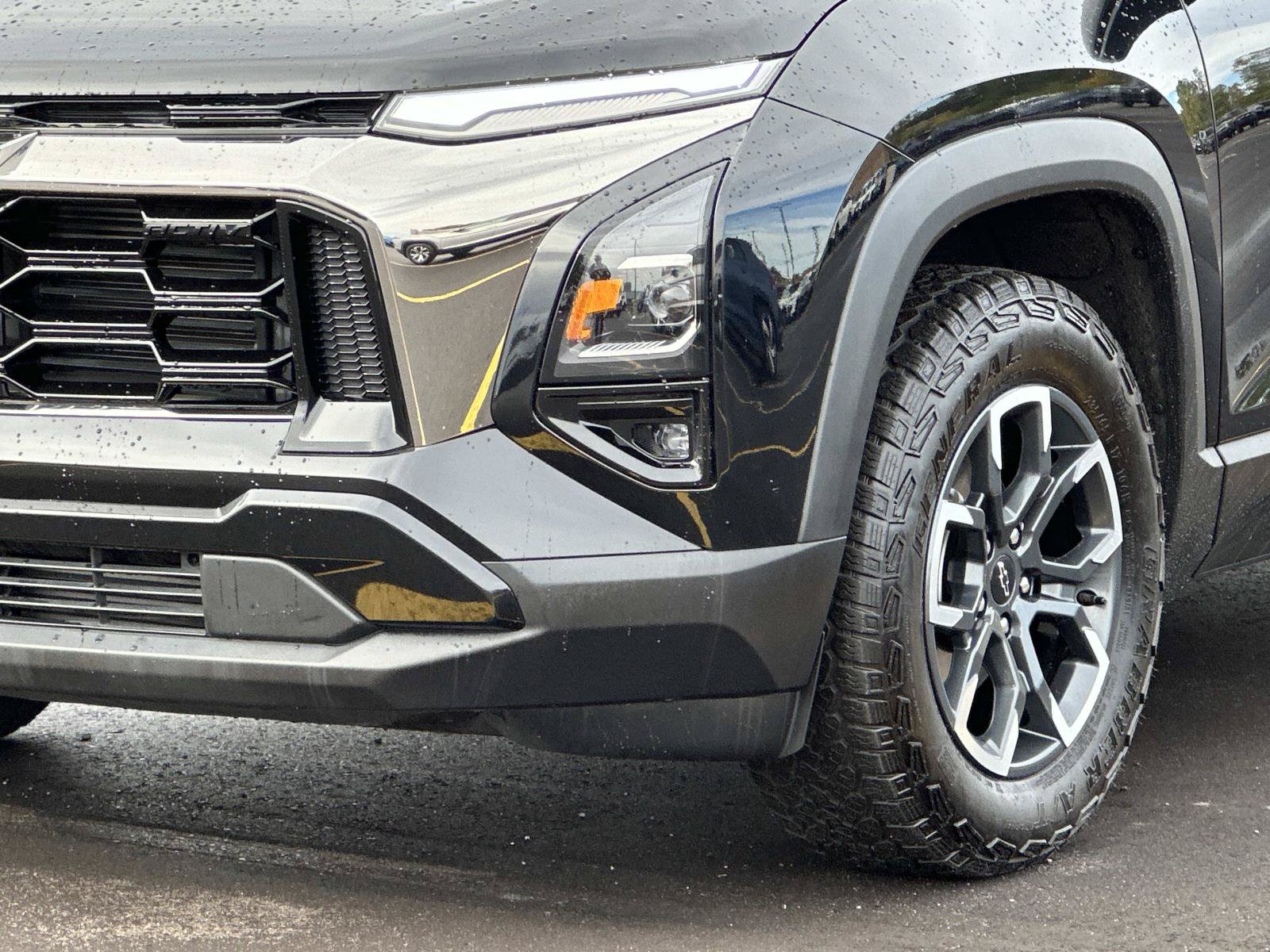 Certified 2025 Chevrolet Equinox ACTIV w/ Safety and Technology Package AWD/4WD image 7