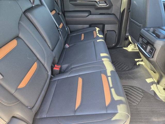 Used 2024 GMC Sierra 1500 AT4 w/ Technology Package AWD/4WD image 33