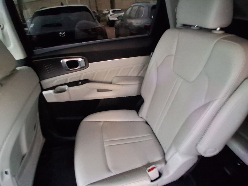 Used 2024 Kia Sorento SX image 18