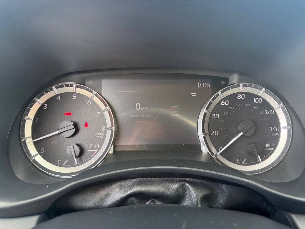 Used 2023 Toyota Highlander LE AWD/4WD image 15