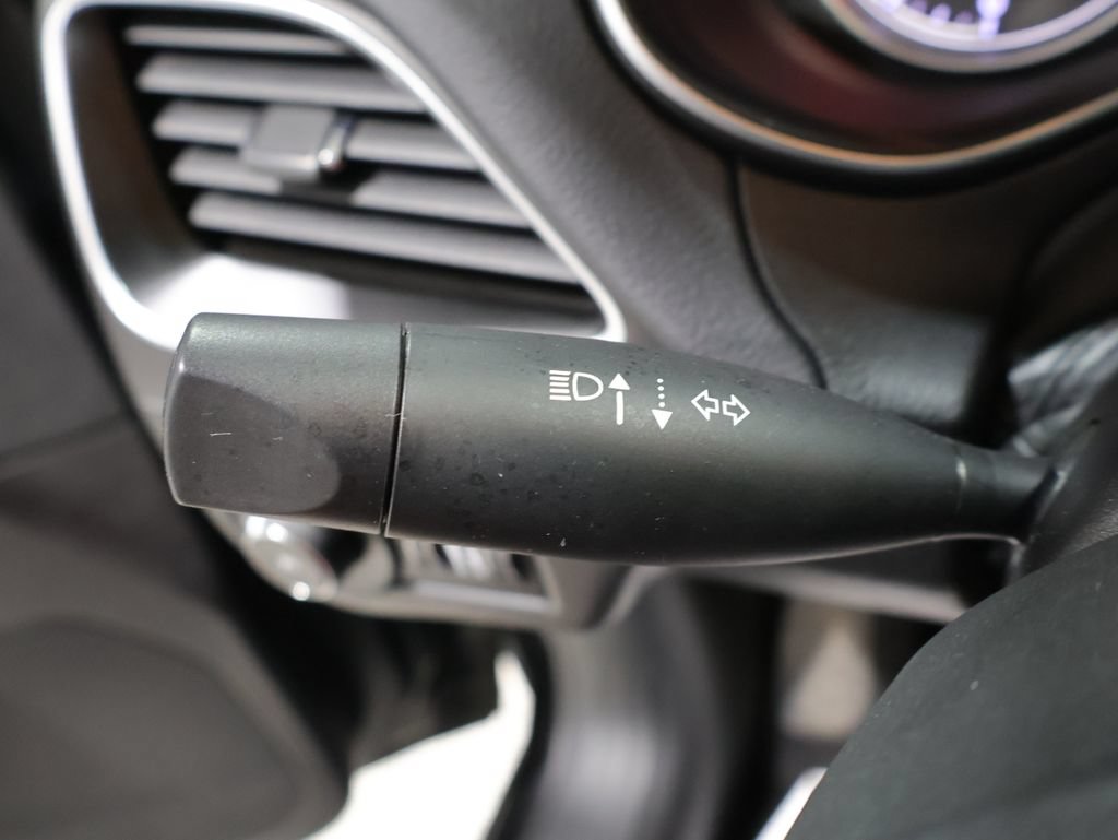 Used 2020 Jeep Cherokee Trailhawk w/ Cold Weather Group AWD/4WD image 42