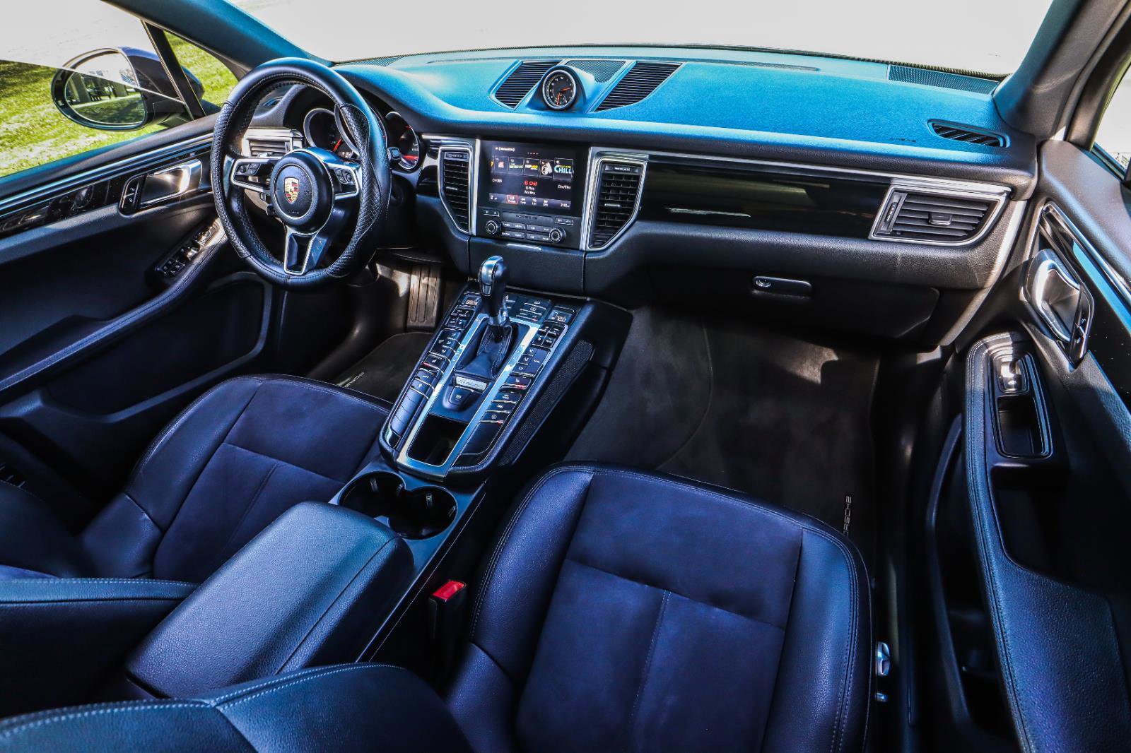 Used 2017 Porsche Macan image 33