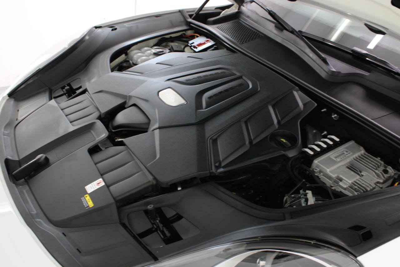 Used 2021 Porsche Cayenne image 74