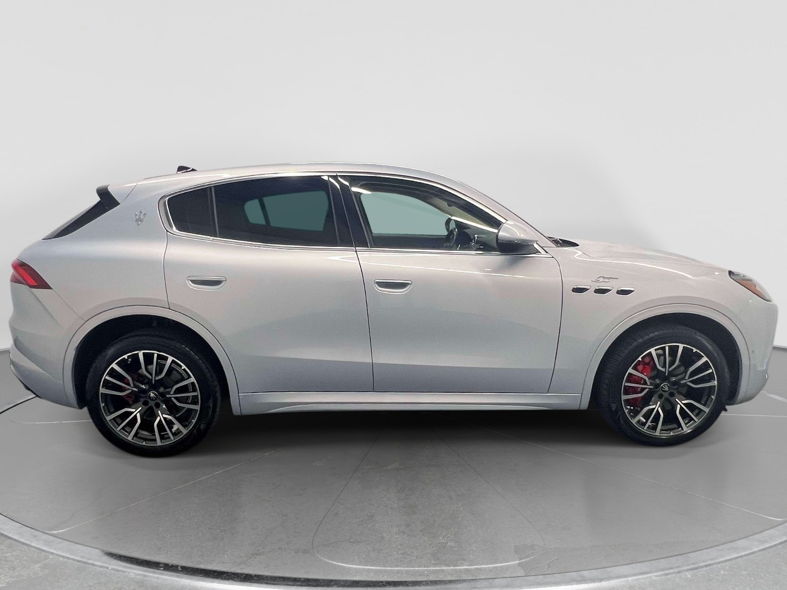 Used 2023 Maserati Grecale Modena AWD/4WD image 5