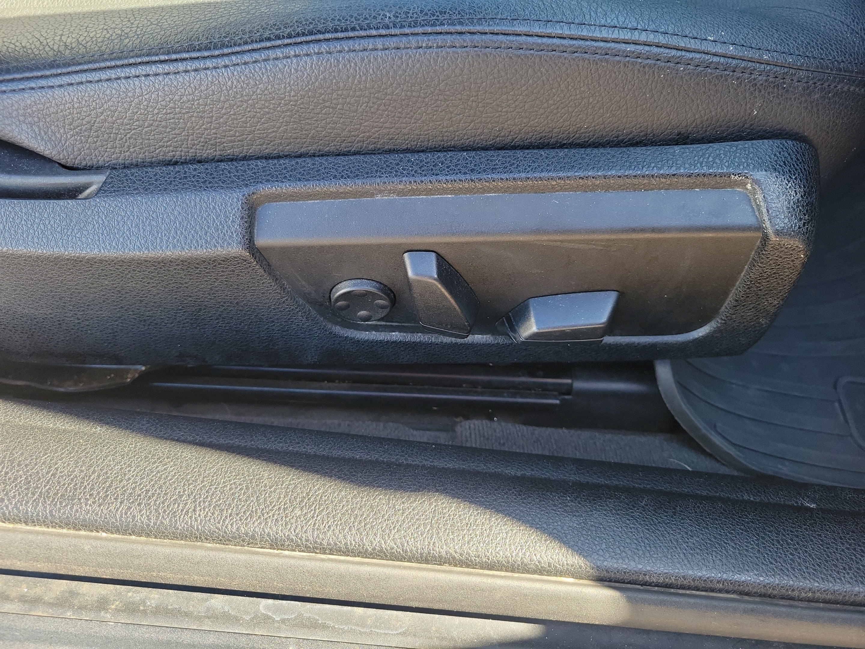 Used 2014 BMW 428i Convertible RWD image 14