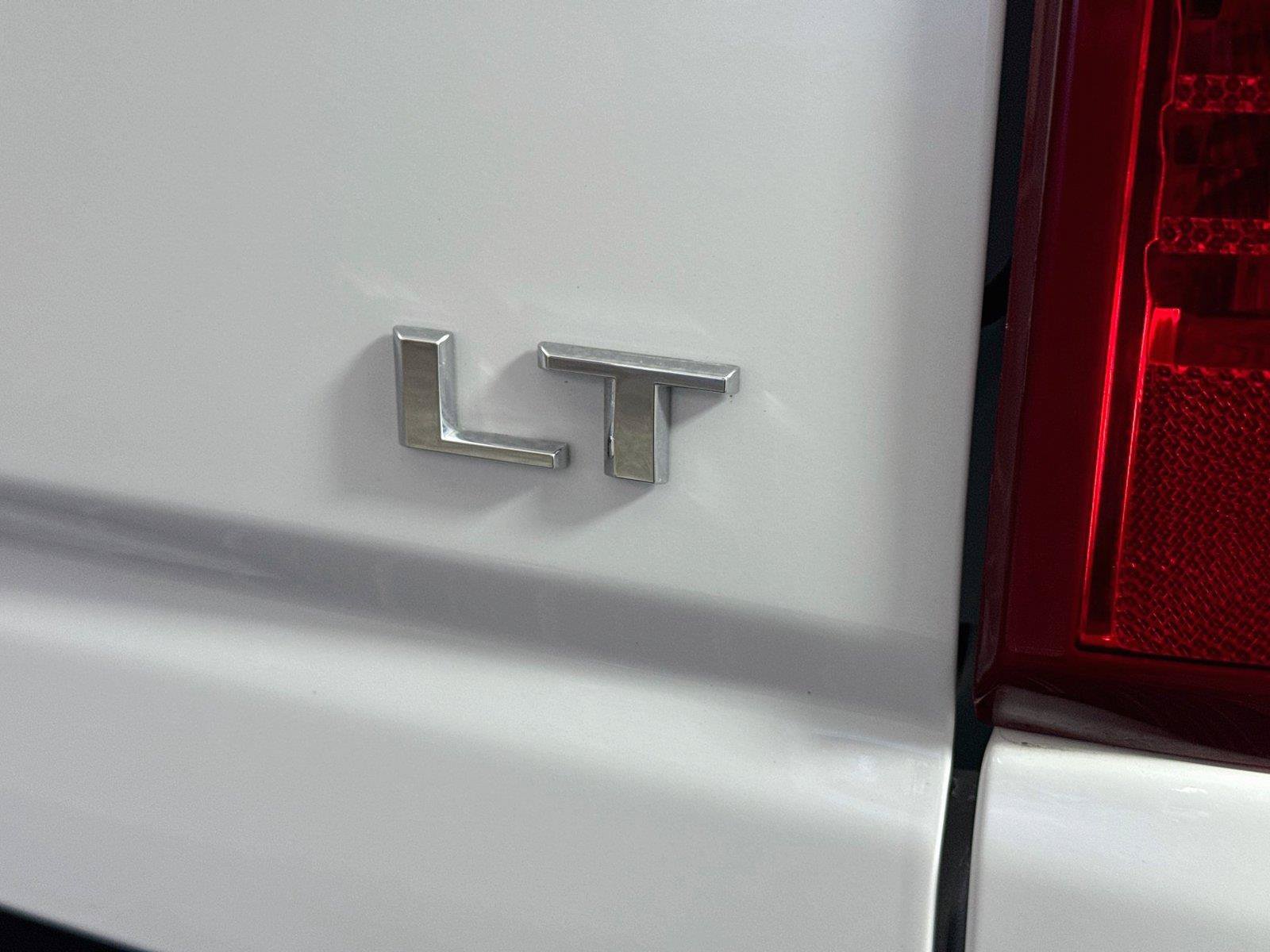 Used 2025 Chevrolet Silverado 3500 LT w/ Safety Package AWD/4WD image 15
