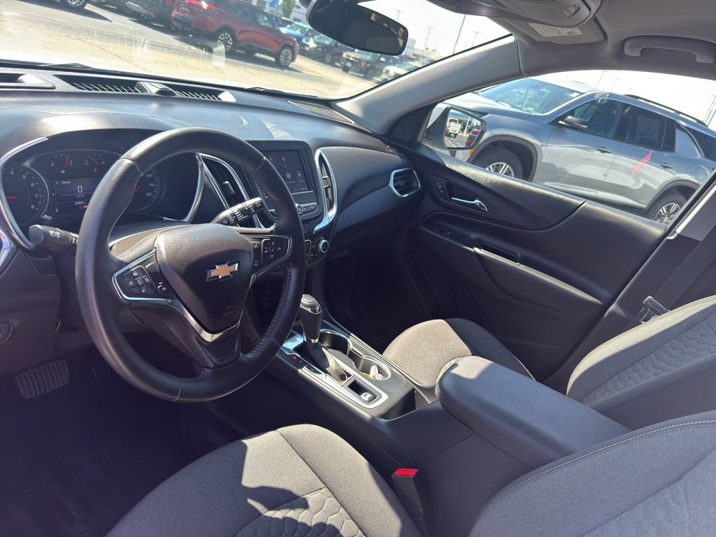Used 2020 Chevrolet Equinox LT AWD/4WD image 25