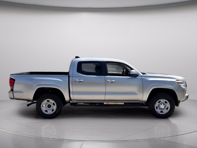 Used 2022 Toyota Tacoma SR w/ SR Convenience Package RWD image 8