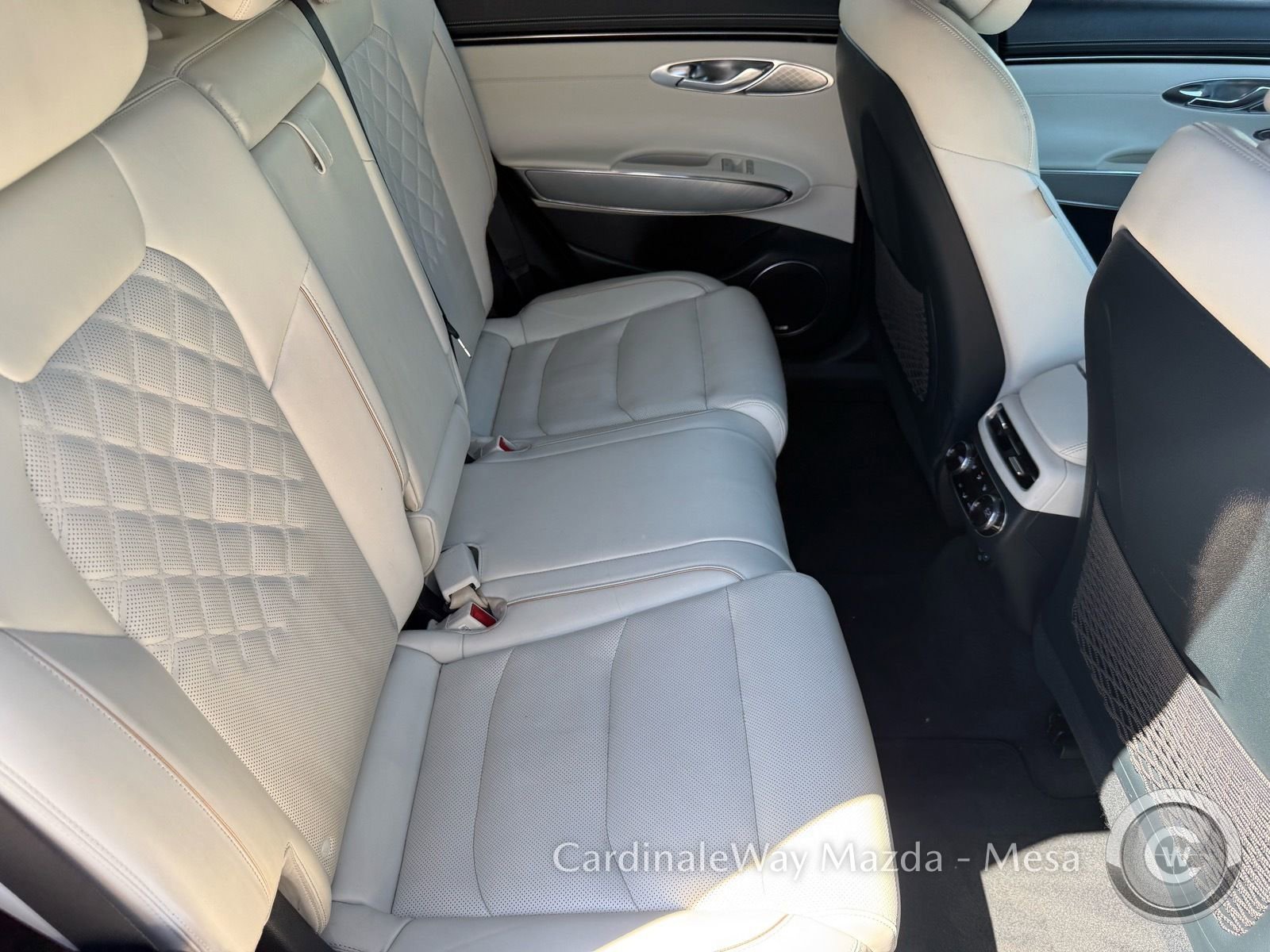 Used 2025 Genesis Electrified GV70 w/ Prestige Package AWD/4WD image 30