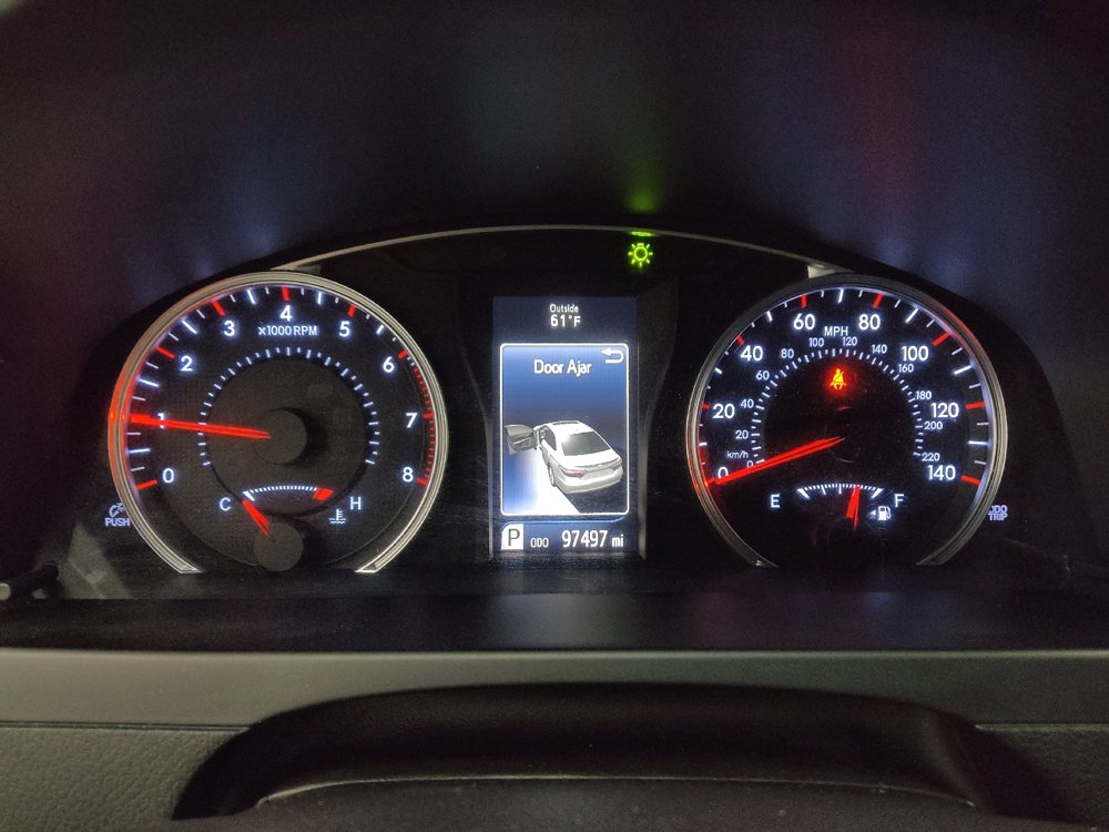 Used 2017 Toyota Camry SE FWD image 23