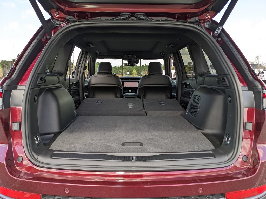 New 2026 Jeep Grand Cherokee Limited w/ Limited Altitude Package AWD/4WD image 42