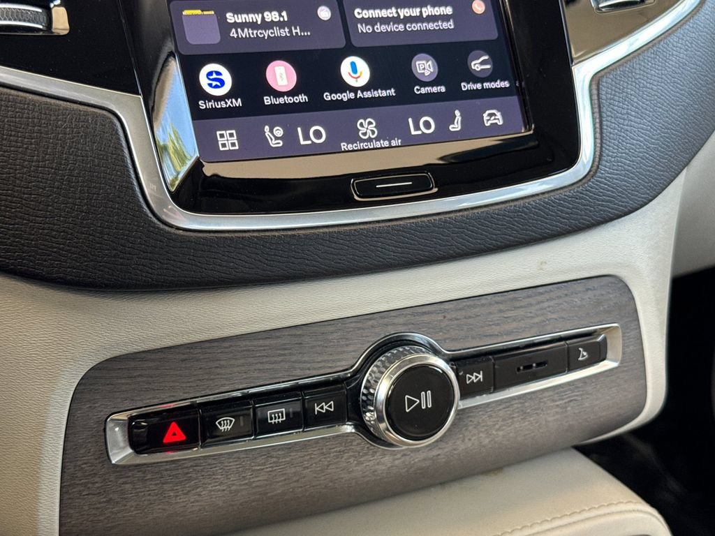 Certified 2023 Volvo XC90 T8 Plus AWD/4WD image 20