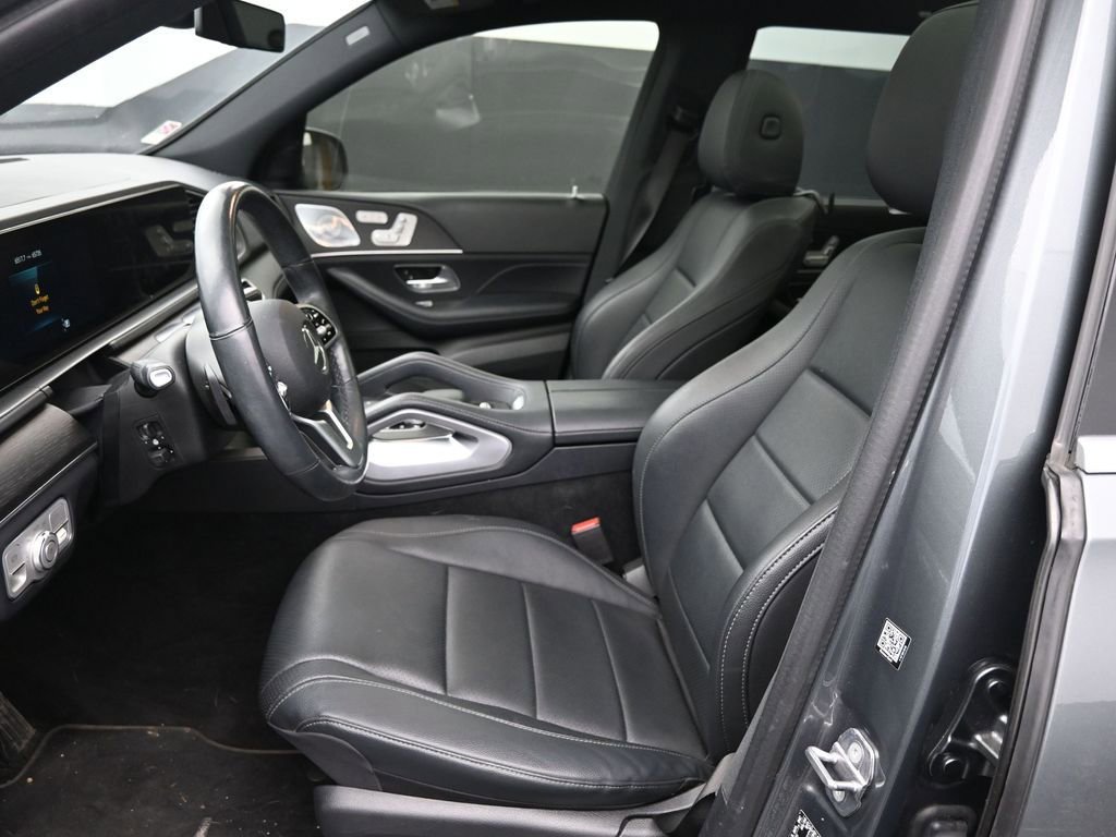 Used 2020 Mercedes-Benz GLS 450 4MATIC image 21