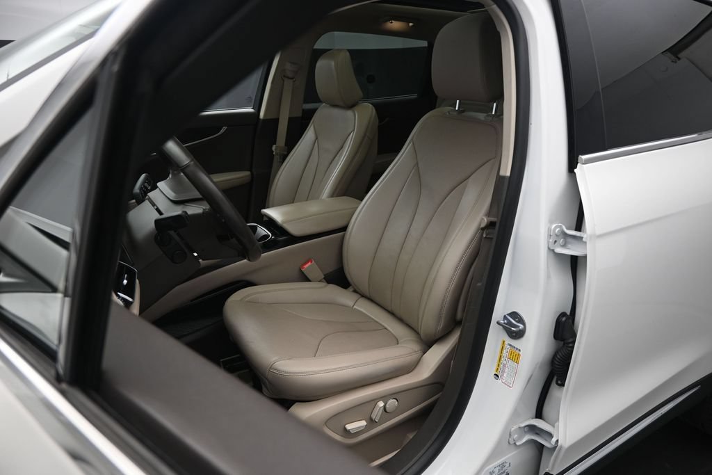 Used 2023 Lincoln Nautilus Reserve w/ Luxury Package AWD/4WD image 8