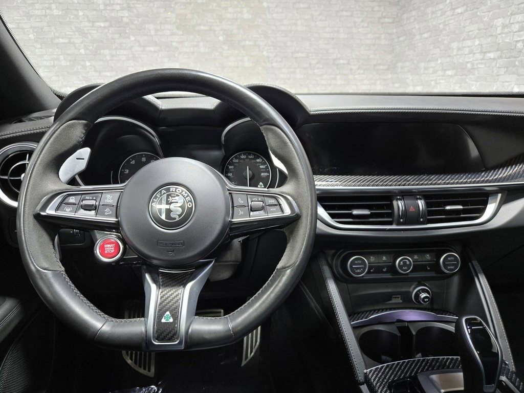 Used 2022 Alfa Romeo Stelvio Quadrifoglio w/ Active Assist Plus Package image 17