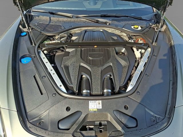 Used 2023 Porsche Panamera RWD image 32