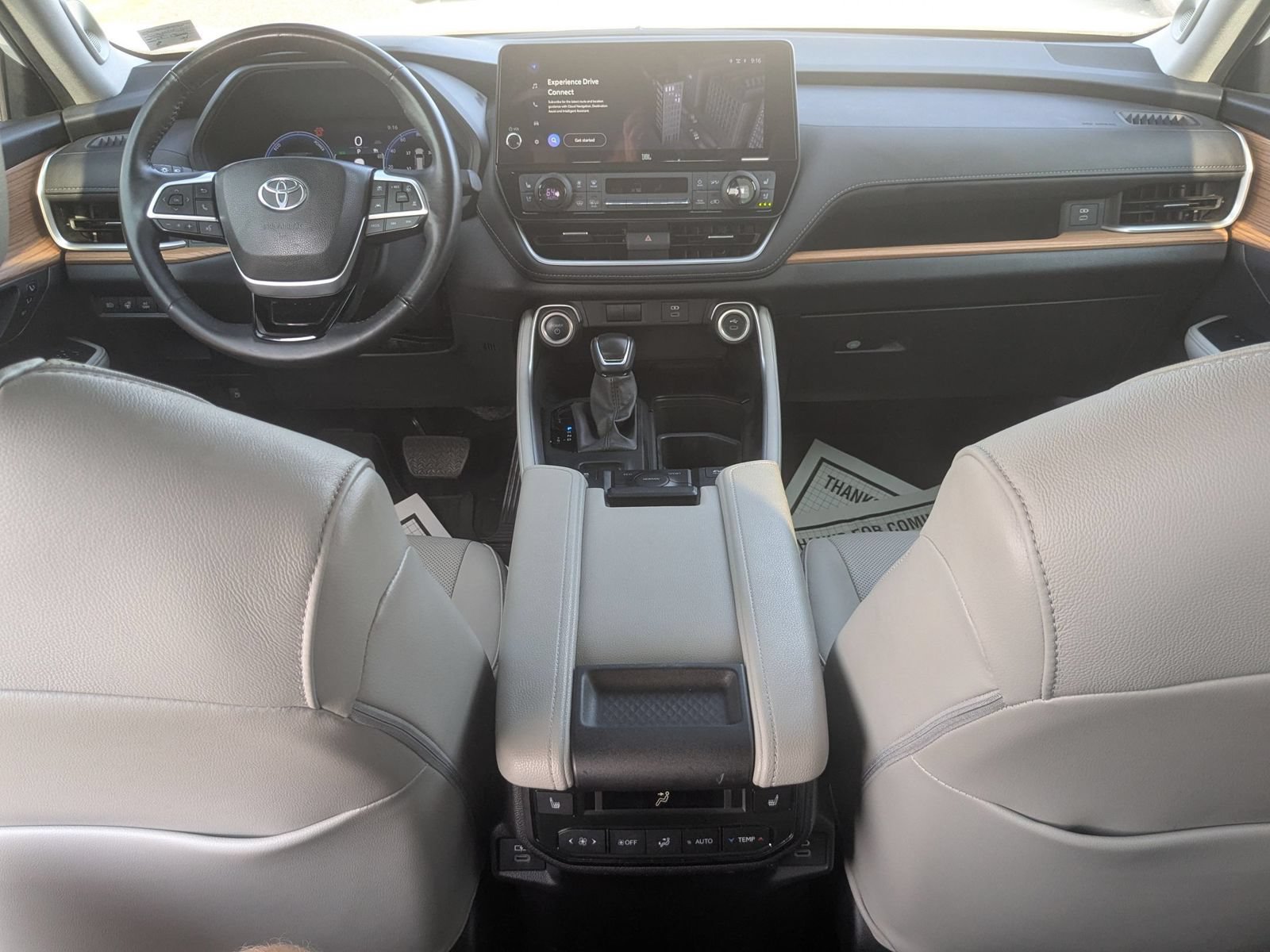 Used 2024 Toyota Grand Highlander AWD Hybrid image 30