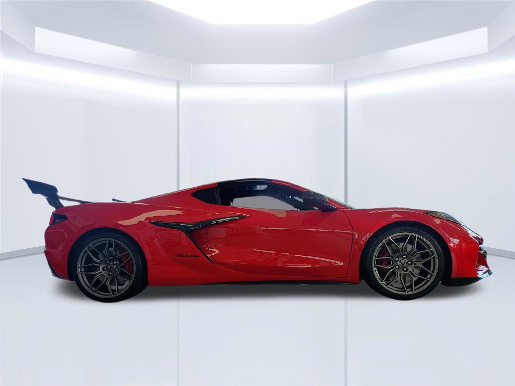 Used 2026 Chevrolet Corvette Z06 w/ Battery Protection Package RWD image 10