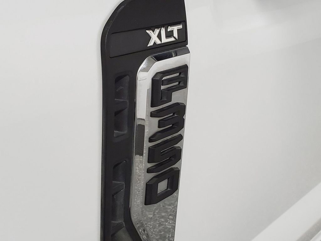 Used 2023 Ford F350 XLT w/ FX4 Off-Road Package image 28